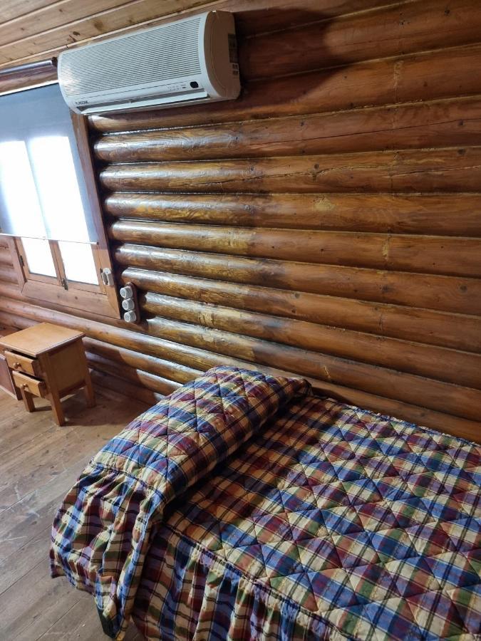 Camping Fuente De Piedra Zewnętrze zdjęcie