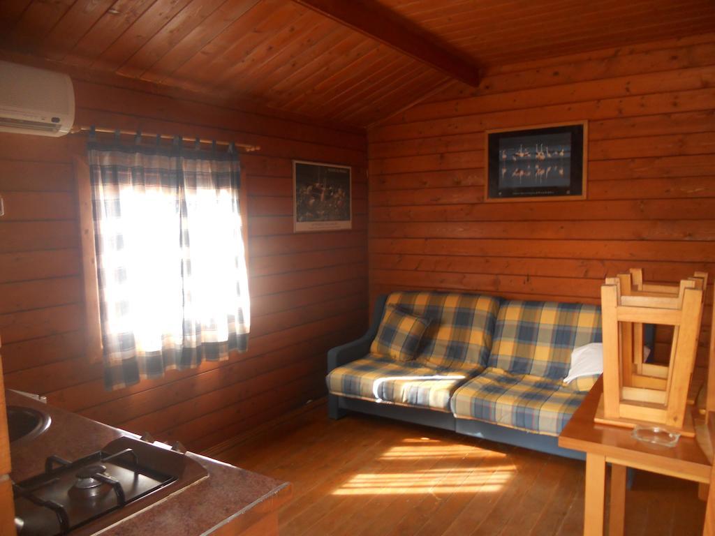Camping Fuente De Piedra Zewnętrze zdjęcie