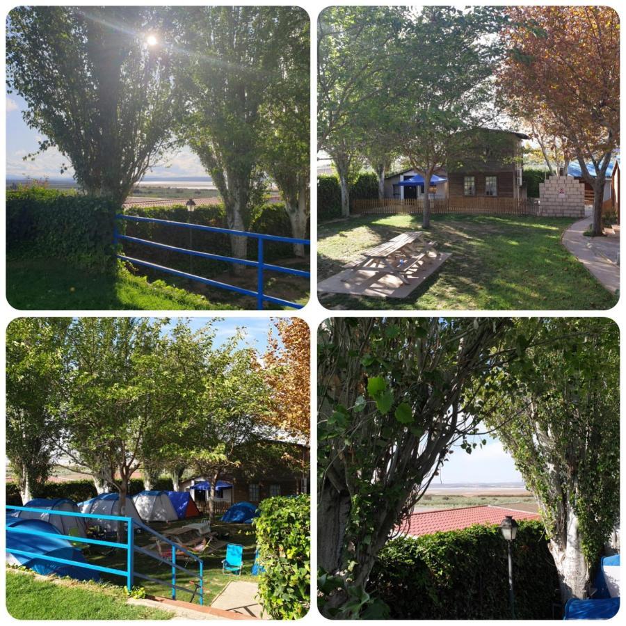 Camping Fuente De Piedra Zewnętrze zdjęcie